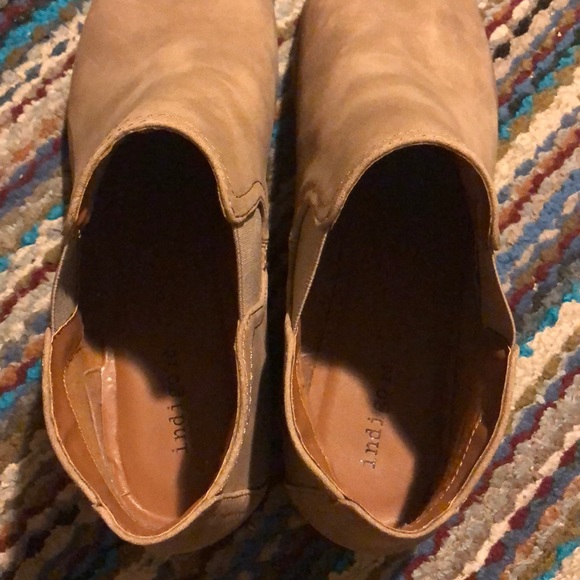 Booties - Picture 4 of 8